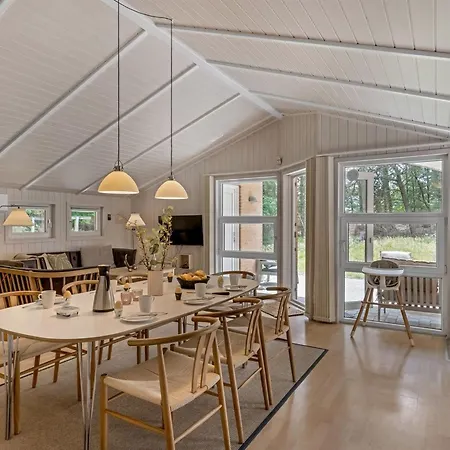 Batsha - 1-7km From The Sea By Interhome Feriehus