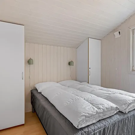 Batsha - 1-7km From The Sea By Interhome Holiday home