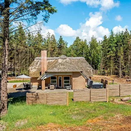Semesterbostad Batsha - 1-7km From The Sea By Interhome