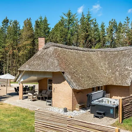 Holiday home Batsha - 1-7km From The Sea By Interhome Blavand