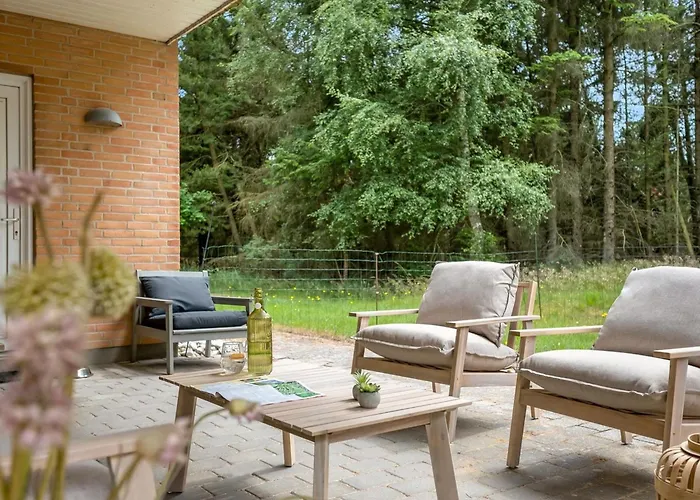 Batsha - 1-7km From The Sea By Interhome